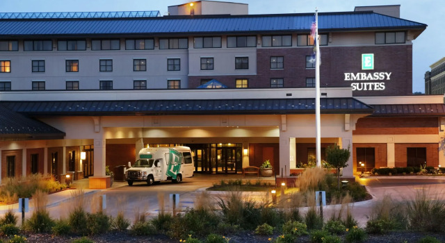 Embassy Suites Omaha - Downtown/Old Market, Book Hotel 3-stjernede hoteller i Nebraska, 3*