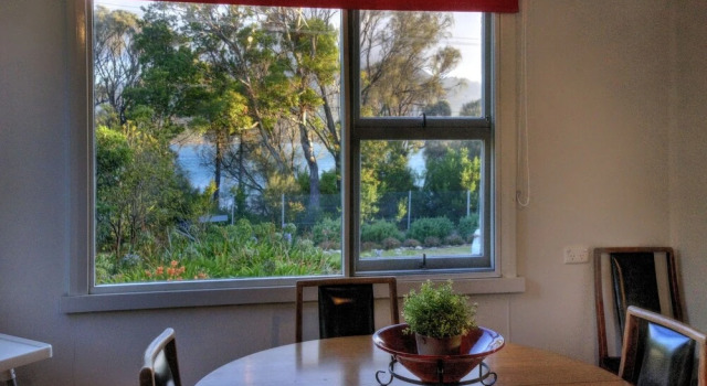 Cove Beach Apartment