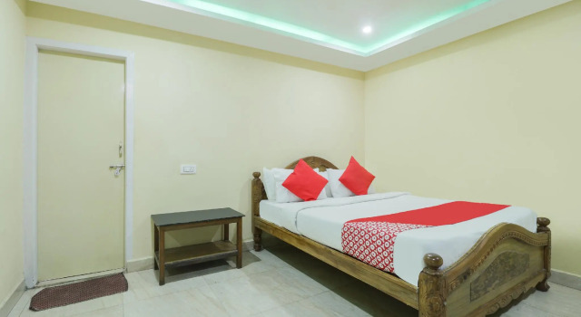 OYO 82523 Hotel Fort, Забронировать Отель Отели Мадикери 3 звезды, 3*