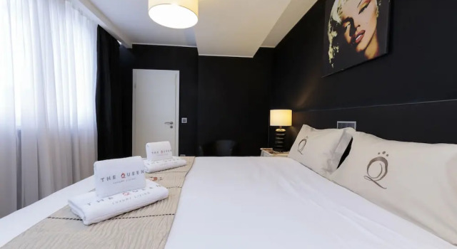 Апартаменты The Queen Luxury Apartments - Villa Marilyn