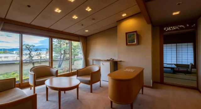 Senkeien Tsukioka Hotel, Book Hotel Kaminoyama 
