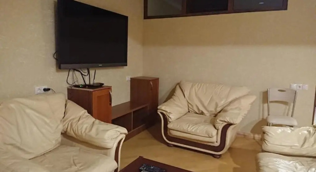 Апартаменты Cozy apartment in the center of Yerevan