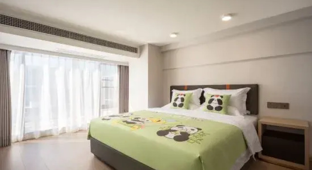 Семейный люкс с 2 комнатами Ruitai Hotel style Apartment (Wuhan Tianhe Airport Aviation Headquarters Subway Station Branch)