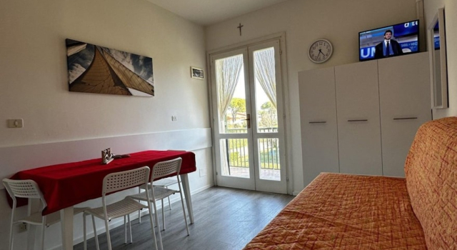 Апартаменты c 1 комнатой с балконом Family Vacation Apartment With Swimming Pools