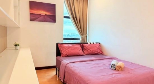 Семейный люкс Royal с 4 комнатами JR Homestays 8 @Boulevard Imperial Suite (8-10pax
