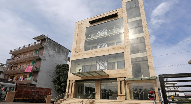 Townhouse OAK Hotel Arnavya, Rezervovat Hotel Prem Nagar Uttarakhand