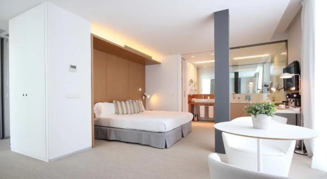 Люкс Alenti Sitges Hotel