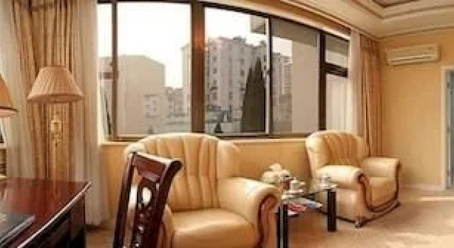 Educational Training Centre Hotel - Qingdao