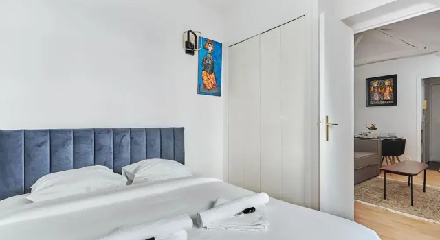 Charming 1 Bedroom Flat Heart of Marais, Забронировать Апарт-отель Париж Иль-де-Франс, рядом с Улица Фран-Буржуа