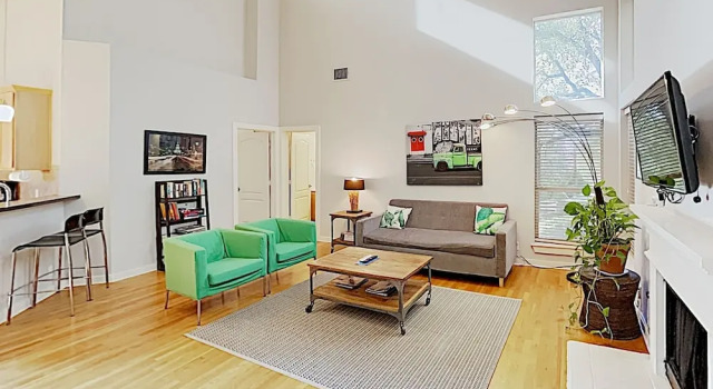 3BR Airy and Open Austin House by RedAwning, Забронировать Отель Остин Greater Austin