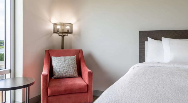 Номер Standard с видом на реку Hilton Garden Inn Fredericton