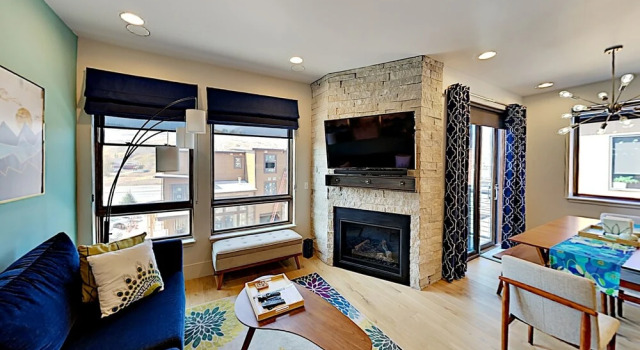 New Listing! New-build , Near Shops & Dining 2 Bedroom Condo, Rezerwuj Apartament Dillon Vail Ski