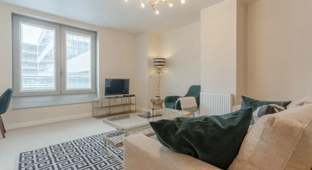 Spacious and Central Flat Near Regent's Park, Забронировать Отель Отели Англии 3 звезды, 3*