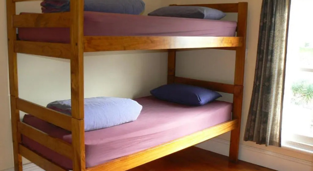 Кровать в общем номере Endless Summer Lodge - Guesthouse