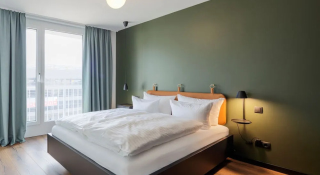 Люкс Black F House - Serviced Apartments