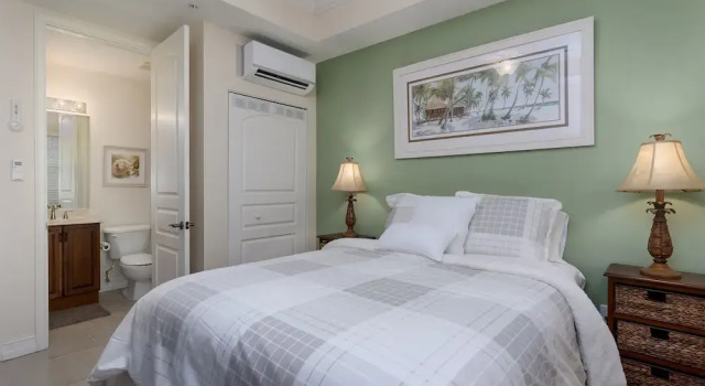 ~the Bonita Paddle Efficiency~ Your Home Away From Home In Paradise 1 Bedroom Condo by RedAwning