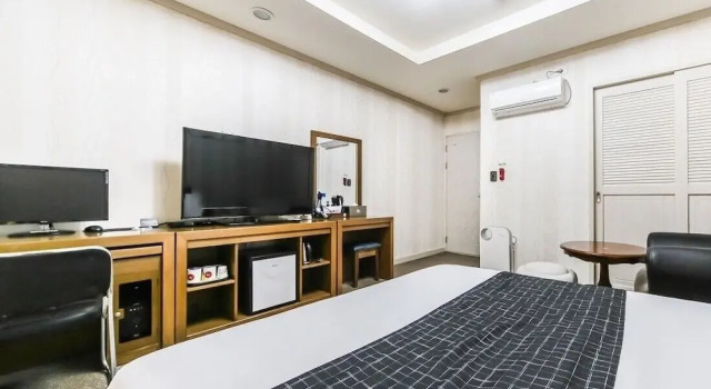 Номер Standard Modern Business Hotel