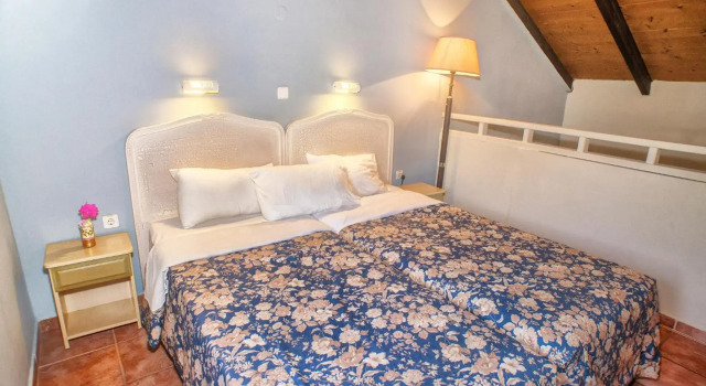 Efrosini Village, Rezerwuj Hotel Kato Katelios Grecja