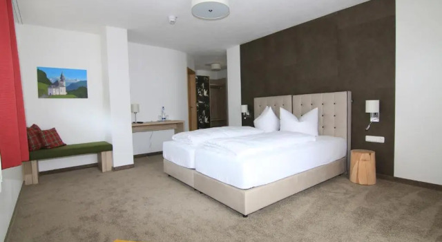 Двухместный номер Classic с балконом Alpinhotel Berchtesgaden