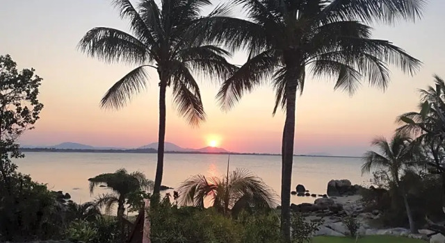 Четырёхместный номер Standard Whitsunday Sands Resort