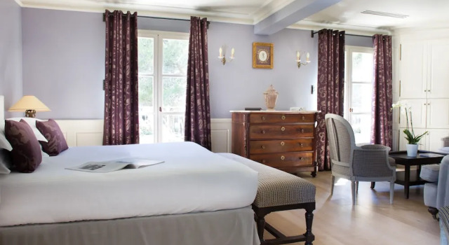 Полулюкс с балконом Hôtel & Spa du Castellet