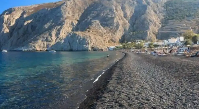 Студия Kamari Sunset Escape With Santorini Views