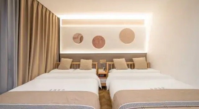 Люкс Comfort Floral Hotel·Tang Chao Hotel (Chaozhou Ancient City Arch Street Store)