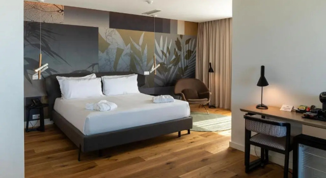 Люкс Sines Sea View Business & Leisure Hotel