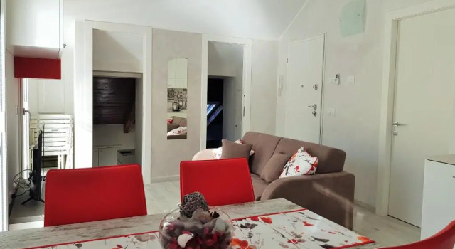 CASAVIVA - Casa Vacanze a Ceriale con terrazza, Забронировать Апартаменты/квартира Отели в центре Чериале, в центре, Парковка