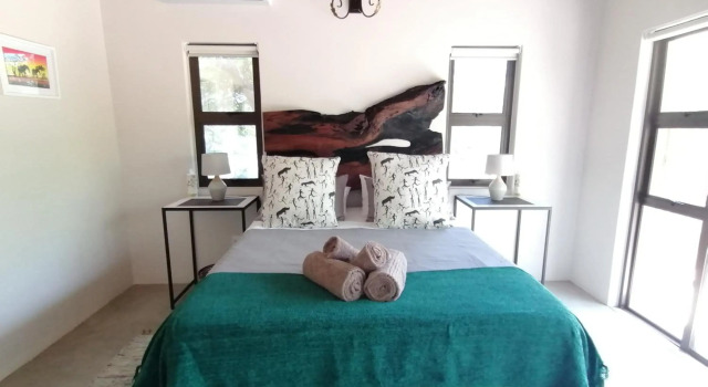 Amukela Kaya, Prenota Hotel Hoedspruit 