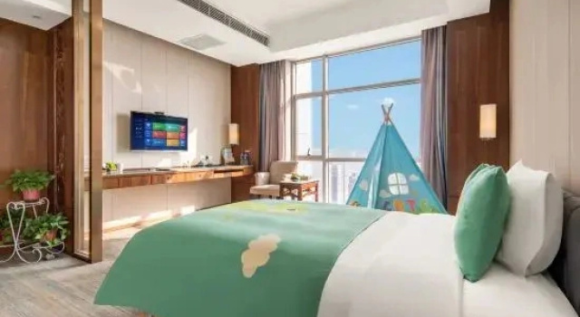 Трёхместный люкс Ronghai Dream Hotel