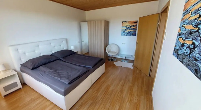 Guesthouse Graz Central for 9 People, Rezerwuj Dom wakacyjny Hotele w Graz z parkingiem, Parking