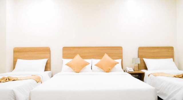 Четырёхместный номер Premier Rublin Hotel Cebu