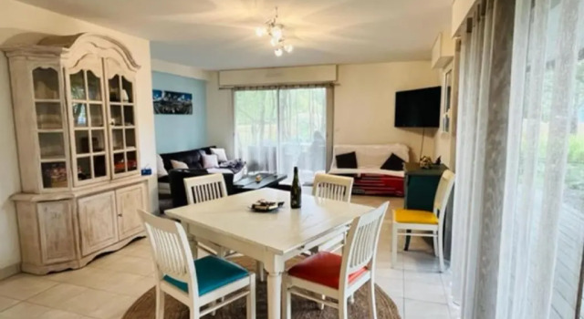 72m With Terrace And Garden Center Of Baden, Rezerwuj Apartament  