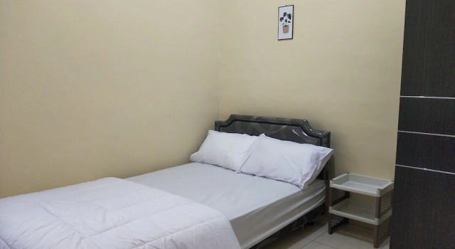 Номер Standard OYO Life 93257 Kos Anugerah