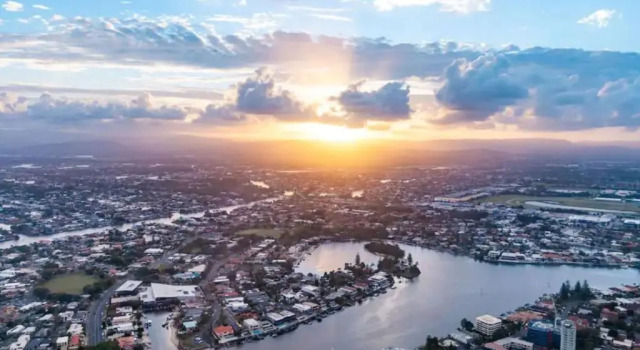 Четырёхместный номер Classic Sofitel Gold Coast Broadbeach