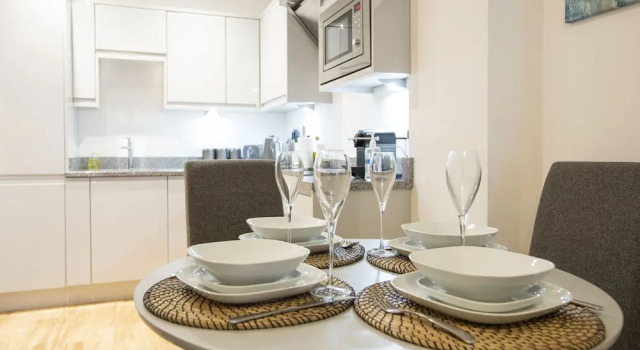 Апартаменты King Edward Apartments