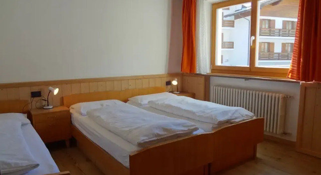 Ciasa Ramon & Bernard Apartments, Забронировать Апартаменты/квартира Поцца-ди-Фасса Долина Валь-ди-Фасса, рядом с Горнолыжный подъемник «Пера Фрайне»