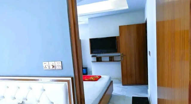 Amir Hamza Mia Palace, Book Hotel Barisal Bangladesh