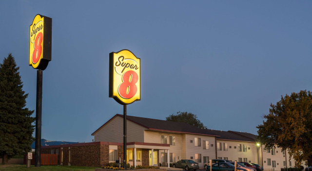 Super 8 by Wyndham Owatonna, Reserva ahora Hotel Owatonna Minnesota