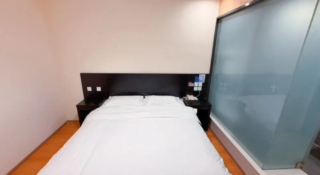 Номер Economy Morning Wind Urban Hotel （May Fourth Square Branch)