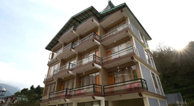 OYO 10116 Hotel Rhythm Retreat, Забронировать Отель Отели Манали с завтраком, Завтраки