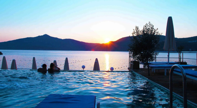 Отель Kalkan Beach Park