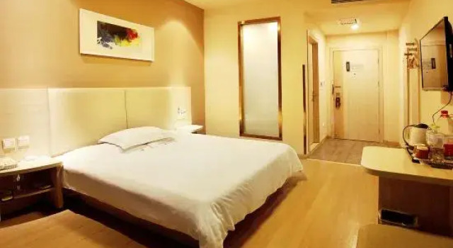 Grace Inn Hotel (Liaocheng Development Zone Zhenhua Shopping Center), Prenota Hotel Hotel a Shandong con parcheggio, Parcheggio