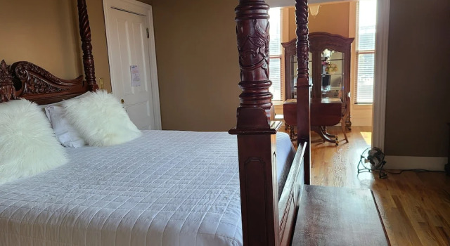234 Winder St Inn, Забронировать Отель Отели Детройта с завтраком, рядом с Сент-Эндрюс-холл, Завтраки