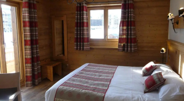 Двухместный номер Standard Chalet-Hôtel Le Beausoleil, The Originals Relais