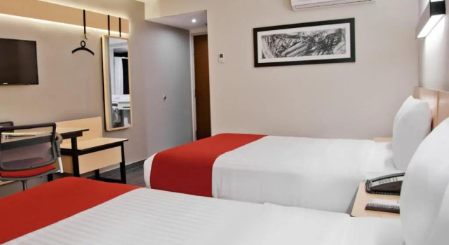 Четырёхместный номер Standard City Express by Marriott Tuxpan