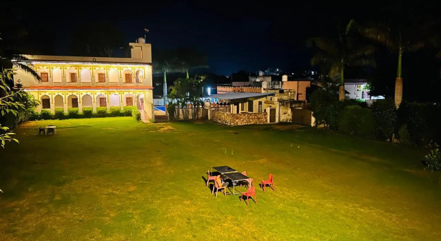 PUSHKAR REGENCY, Boek Resort Hotels in Pushkar met parkeren, Parkeren