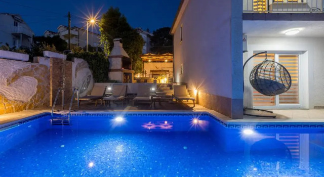 Коттедж Villa Ines with Pool by the beach