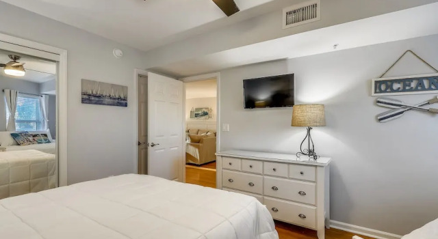 Seacrest 206 is a gorgeous Gulf Front2 BR with Free Beach Service for 2 by RedAwning